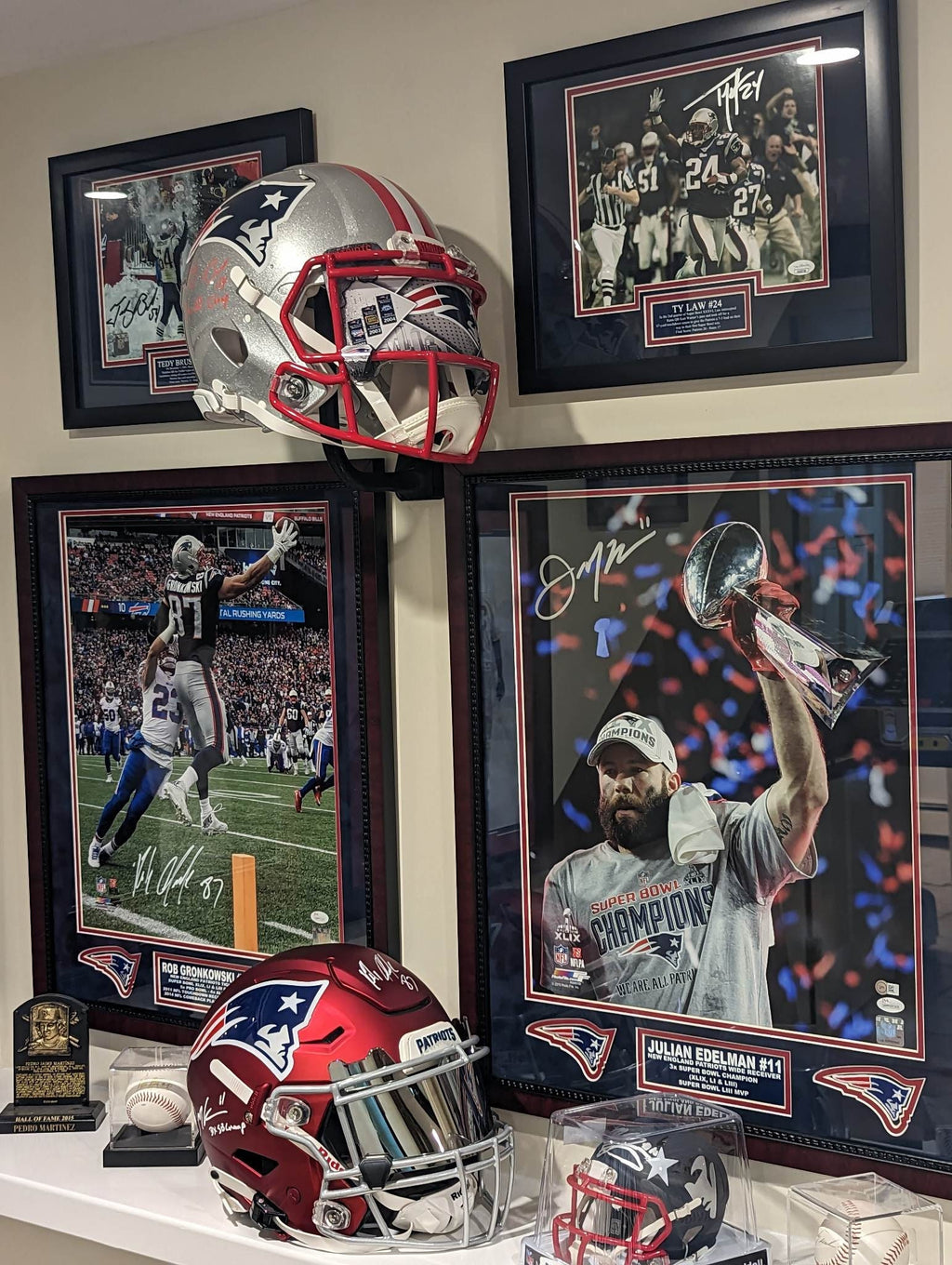 Full size helmet holder, NFL, mount, hanger, screw mount, football, authentic, alternate, flex