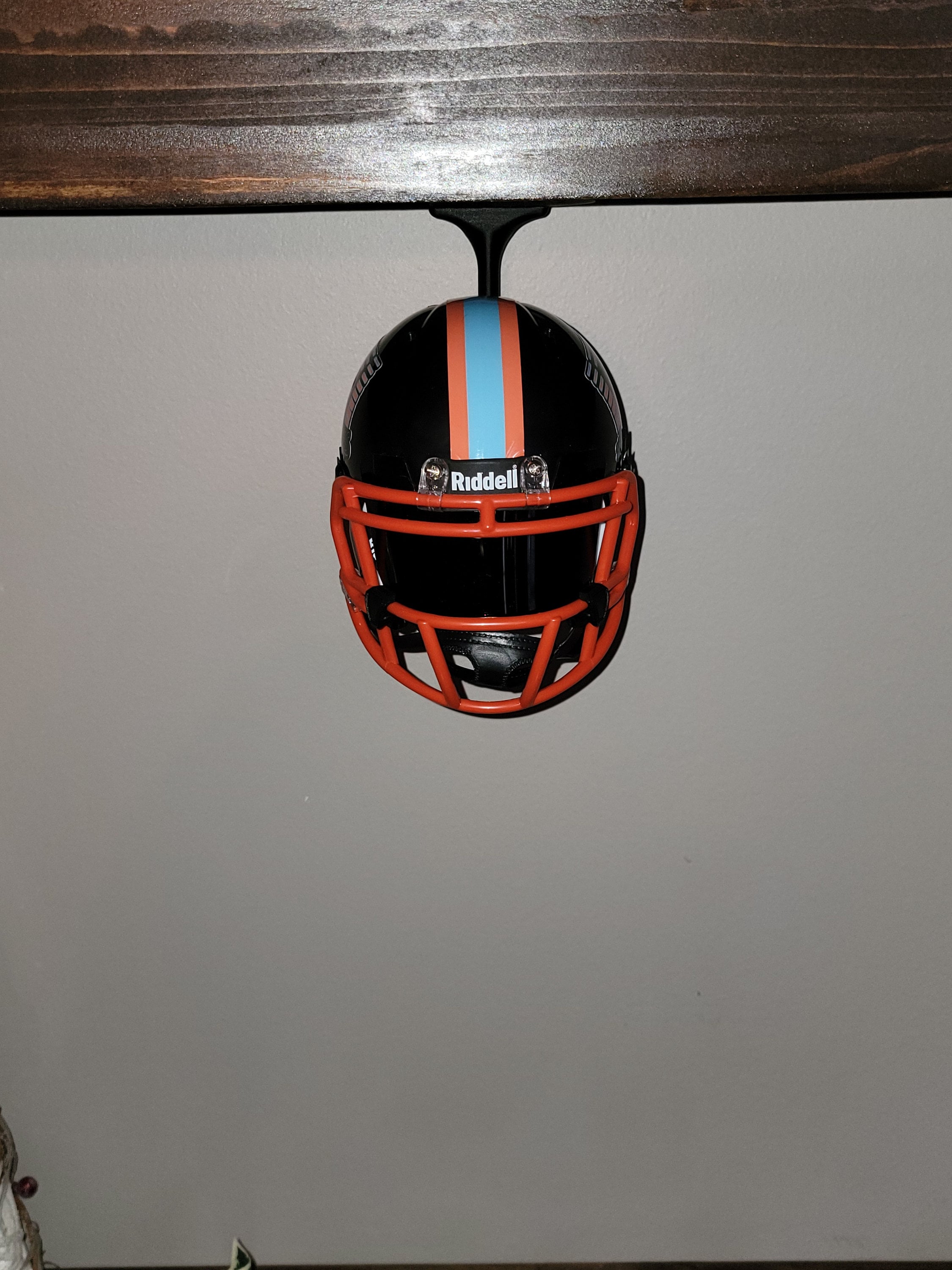 3D Printed Mini Helmet Under Shelf Hanger: NFL Memorabilia Display